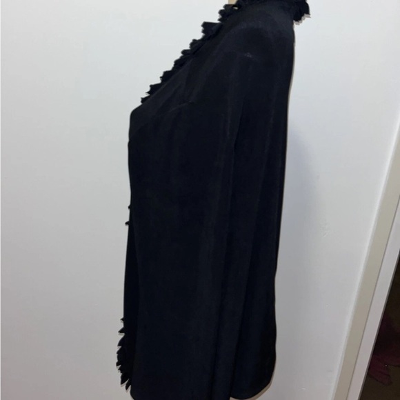 Travelers by Chico’s 2 black lounge open front top ruffled trim - Picture 4 of 5